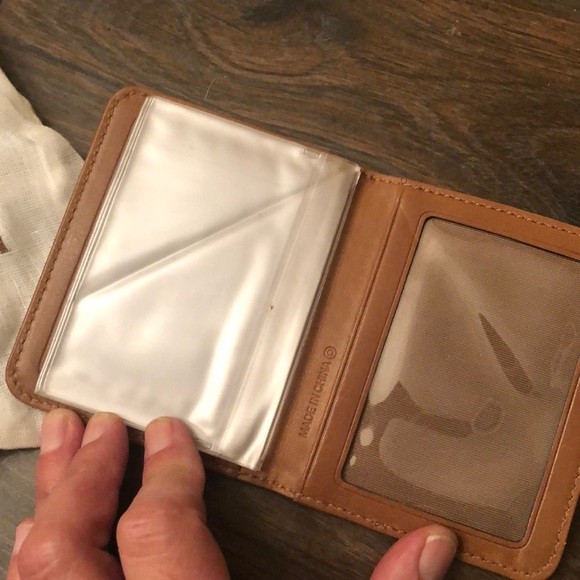 Leather coach wallet - Picture 2 of 7